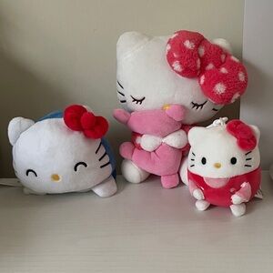 Hello kitty plush bundle